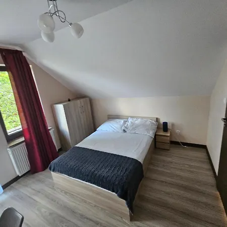 Bursztynowa Przystań - 3* Jantar